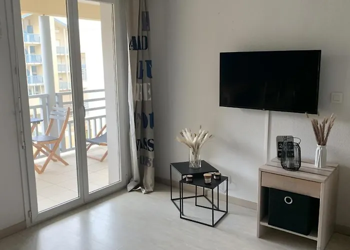 T2 Avec Terrasse Et Piscine アパート *