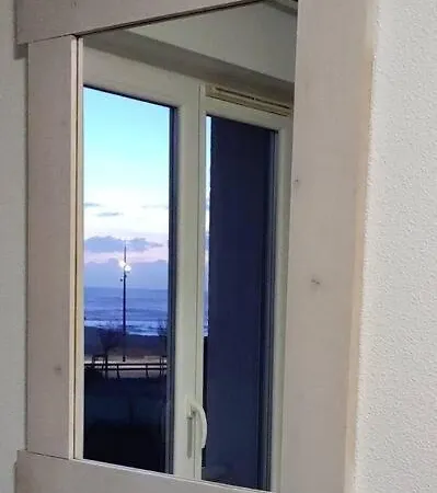 T2 Avec Terrasse Et Piscine Apartment Mimizan